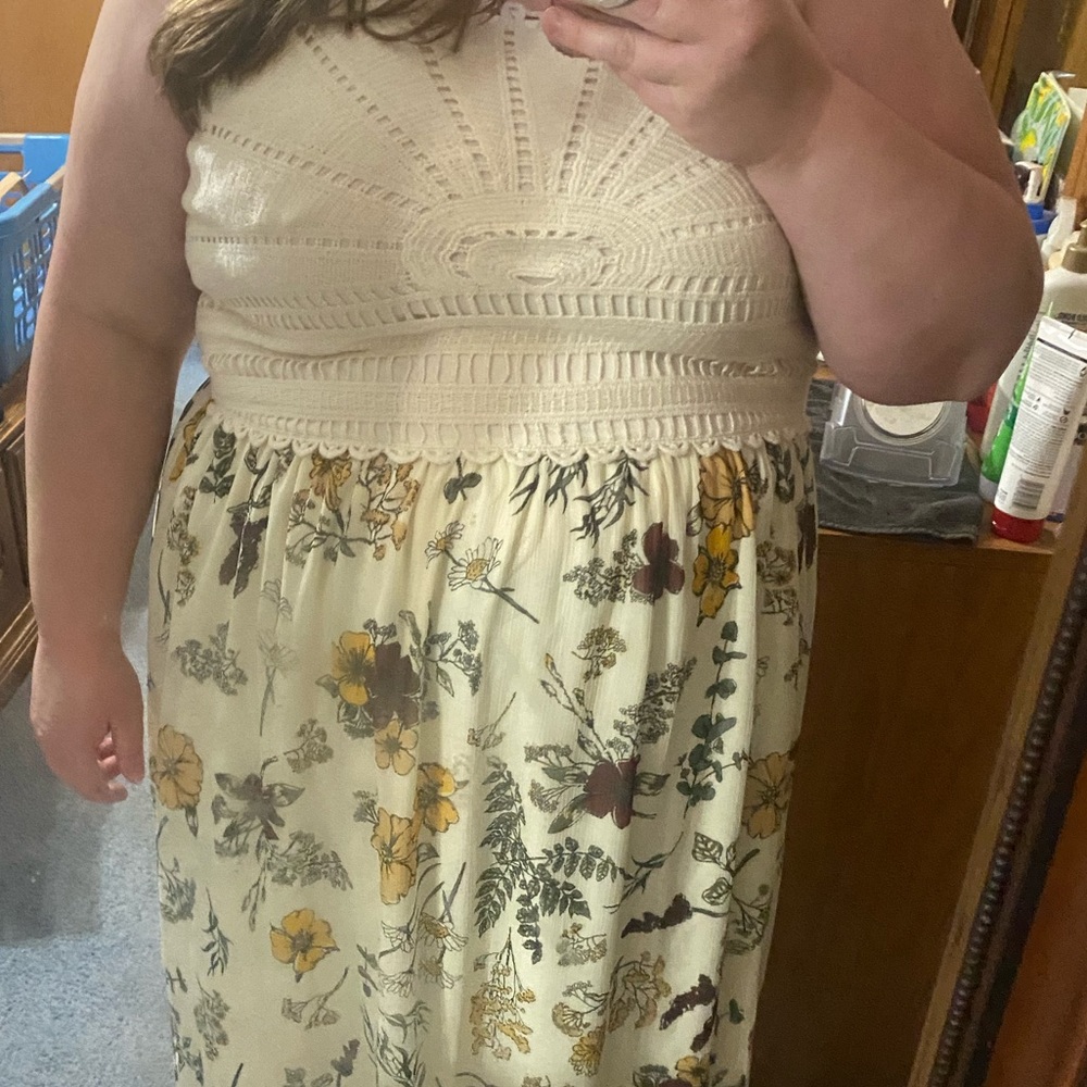 NWT Crochet Halter neck Maxi dress